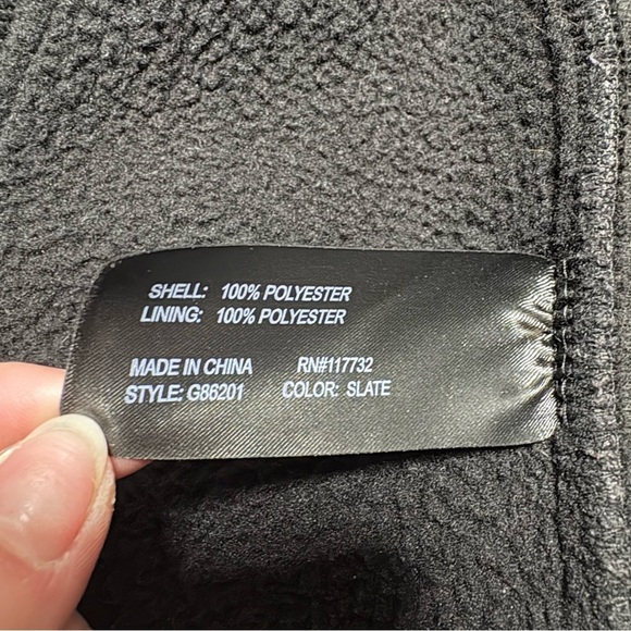 ZeroXposur Black Fleece Pullover - Picture 12 of 13